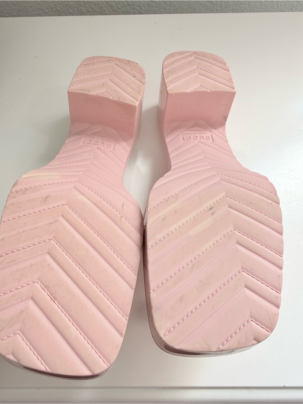 Gucci Rubber size 7 Pink Platform Slide Sandals with Embossed Logo Strap - Picture 14 of 15